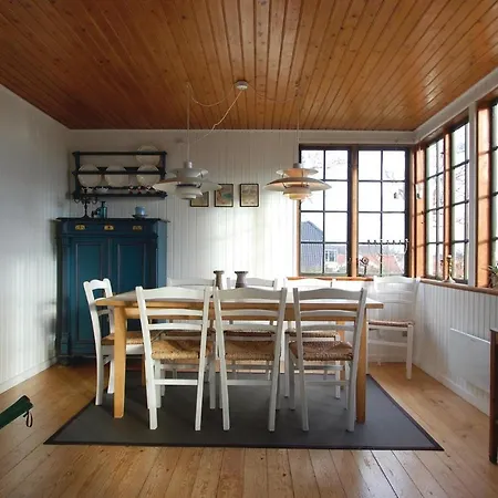 Three-bedroom In Дом отдыха