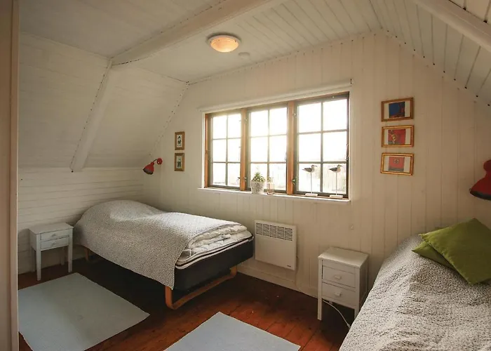 Three-bedroom In Prázdninový dům *